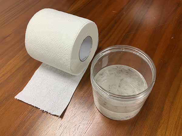 How to check the solubility of toilet paper？